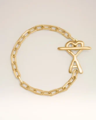 Ami de Coeur-armband i guldmässing med hamrad yta