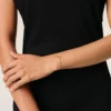 Armband med kedja i guldmässing från Ami de Coeur Armband med kedja i guldmässing från Ami de Coeur
