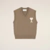 Beige Ami de Coeur Sweater i ull och bomull utan ärmar Beige Ami de Coeur Sweater i ull och bomull utan ärmar