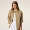 Beige bomullsjacka med knappar Beige bomullsjacka med knappar