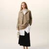 Beige bomullsjacka med knappar Beige bomullsjacka med knappar
