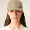 Beige bomullskeps med Ami de Coeur Cap-logotyp Beige bomullskeps med Ami de Coeur Cap-logotyp