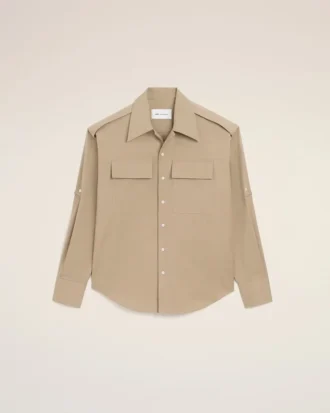 Beige bomullsskjorta i saharienne-stil