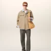 Beige bomullsskjorta i saharienne-stil
