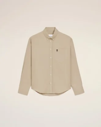 Beige bomullsskjorta med bred passform och broderat Ami de Coeur-märke