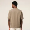 Beige bomullströja med Ami de Coeur-prägling Beige bomullströja med Ami de Coeur-prägling