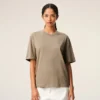 Beige bomullströja med Ami de Coeur-prägling Beige bomullströja med Ami de Coeur-prägling