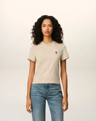 Beige kort Ami de Coeur T-Shirt i bomull