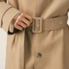 Beige vattenavvisande bomullstwill-mac med bälte Beige vattenavvisande bomullstwill-mac med bälte