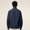 Blå denimskjorta i bomull med Ami de Coeur-motiv Blå denimskjorta i bomull med Ami de Coeur-motiv