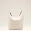 Etienne crossbody-väskan i vitt Taurillon-läder Etienne crossbody-väskan i vitt Taurillon-läder