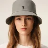 Grå bomulls-Ami de Coeur-hatt Grå bomulls-Ami de Coeur-hatt