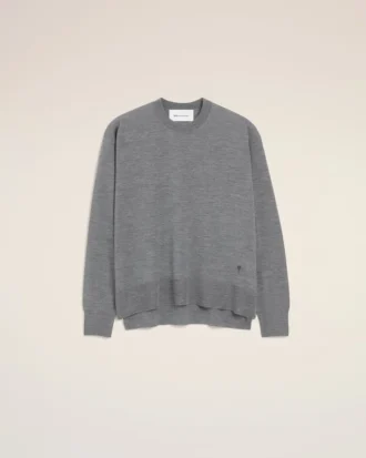 Grå tunn ulltröja med rund hals från Ami de Coeur Sweater