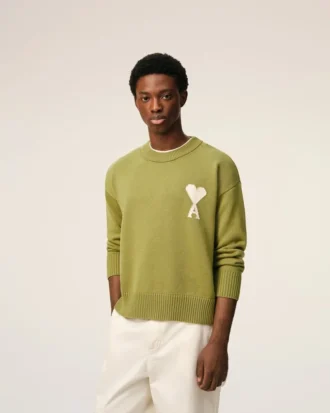 Grön tröja i ull och bomull med rund hals från Ami de Coeur Sweater