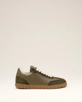 Gröna sneakers i koskinn Gröna sneakers i koskinn