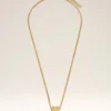 Halsband med Ami de Coeur-hänge i guldmässing Halsband med Ami de Coeur-hänge i guldmässing