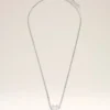 Halsband med Ami de Coeur-hänge i silvermässing Halsband med Ami de Coeur-hänge i silvermässing