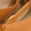 Liten Mimi-väska i orange ko-läder Liten Mimi-väska i orange ko-läder