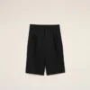 Svarta bermuda-shorts i ny ull med låg midja Svarta bermuda-shorts i ny ull med låg midja