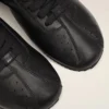 Svarta sneakers i mjukt ko-läder Svarta sneakers i mjukt ko-läder