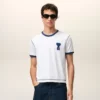 Vit Ami de Coeur T-Shirt med stickad bomullspatch Vit Ami de Coeur T-Shirt med stickad bomullspatch