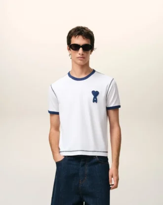 Vit Ami de Coeur T-Shirt med stickad bomullspatch