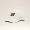 Vit bomullskeps med broderat ”Thank You for Being a Friend” Vit bomullskeps med broderat ”Thank You for Being a Friend”