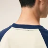 Vit och blå bomullströja med broderad Ami de Coeur-logotyp