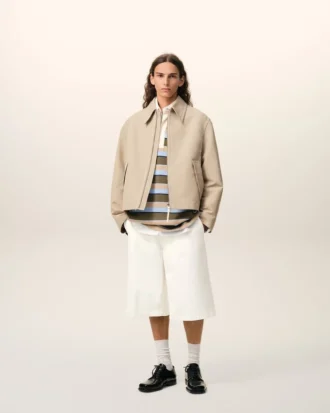 Vita, lösa bermuda-shorts i bomull
