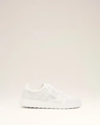 Vita sneakers i kohud från A Walk