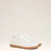 Vita sneakers i koskinn