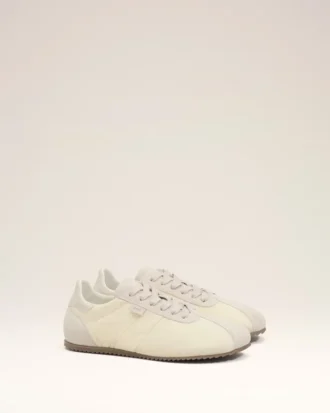 Vita sneakers i mjuk nylon